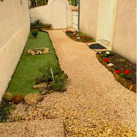 A 2 Pas De La De La Vallières Appartement